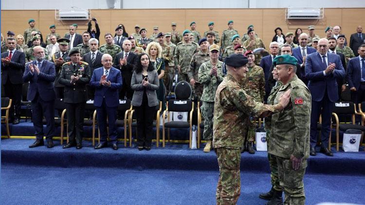 NATO görevi Türkiyeden İtalyaya devredildi