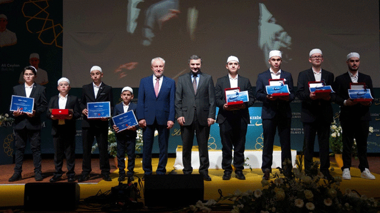 Küçüklerde Talha, büyüklerde Abdulkerim birinci oldu