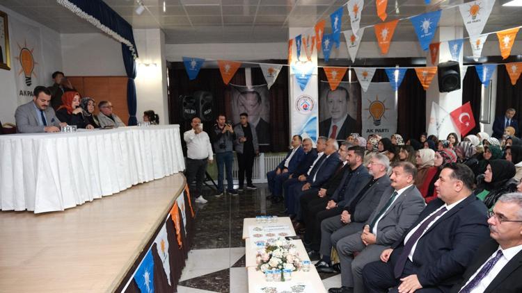 AK Parti İskilip İlçe Başkanlığına Mehmet Demirci seçildi