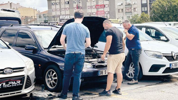İkinci el oto dipten döndü
