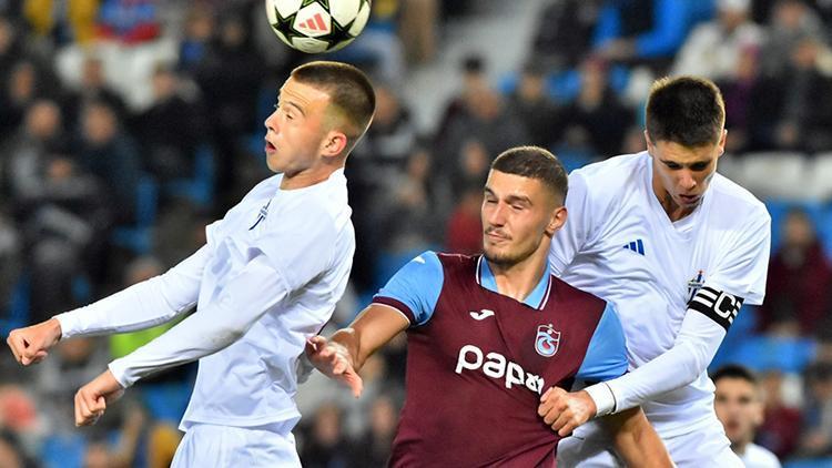 Trabzonspor, Buducnost Podgoricayı 3 golle geçti