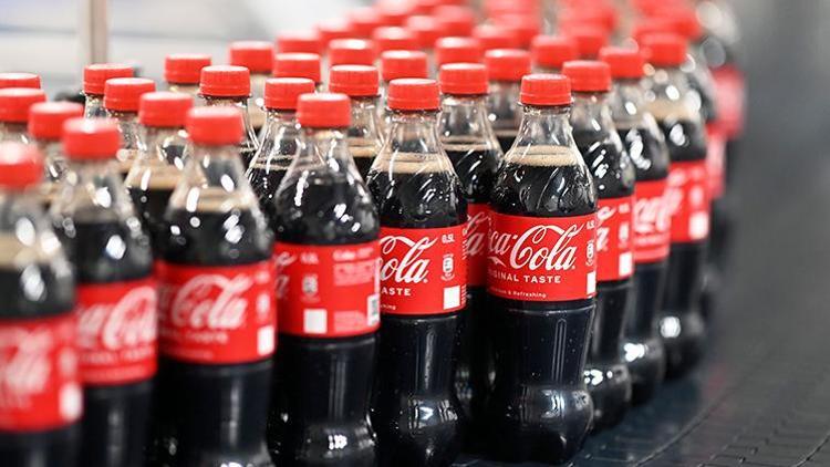 Coca Cola, 28 milyon şişe içeceği geri istedi