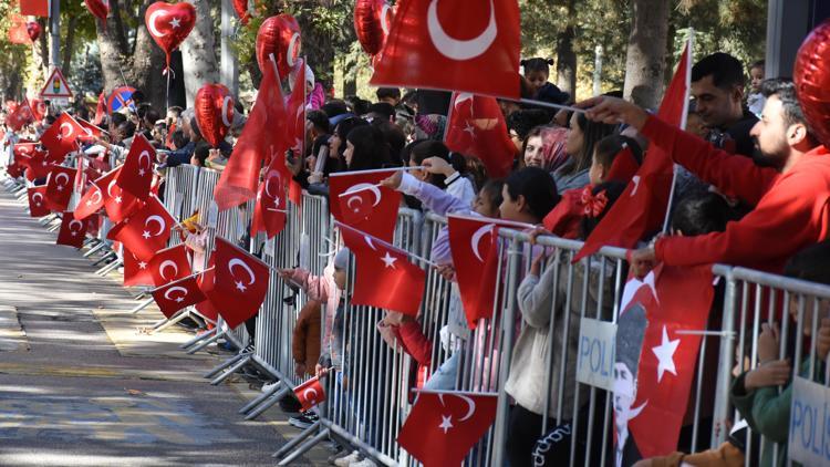 Gaziantep ve çevre illerde Cumhuriyetin 101. yıl dönümü kutlamaları