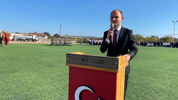 Çanakkalenin ilçelerinde cumhuriyetin 101. yılı kutlanıyor