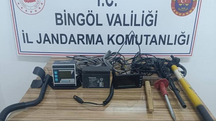 Bingöl’de kaçak kazı yapan 2 şüpheliye gözaltı