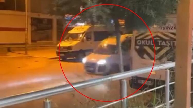 Kasisi görmeyen sürücülerin araçları havalandı; o anlar kamerada