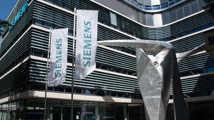 Alman Siemensten 10 milyar dolarlık yapay zeka yatırımı