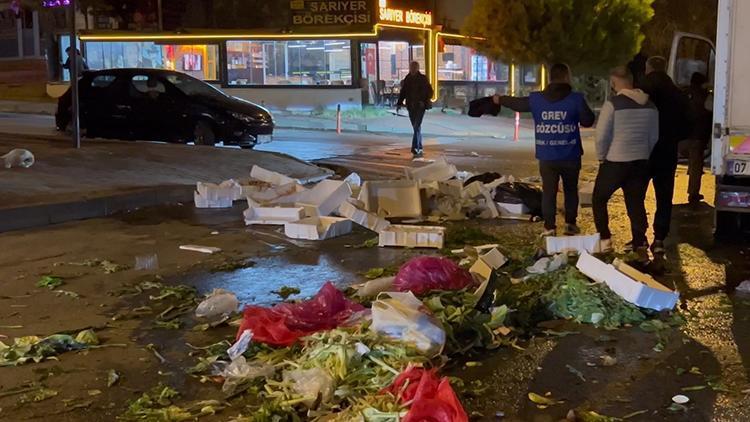 İstanbulda belediye işçileri greve gitti, çöpler sokakta kaldı