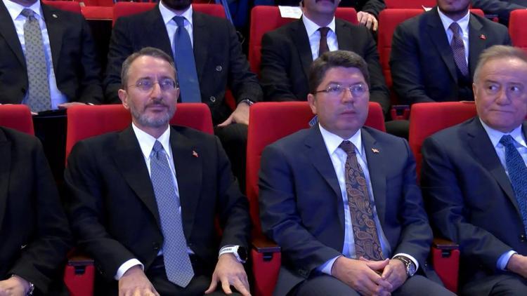 İstanbul - Bakan Tunç: Türk yargısı vesayetçi anlayışla hukuk sistemimize çok zararlar vermişti ama bunlar geride kaldı