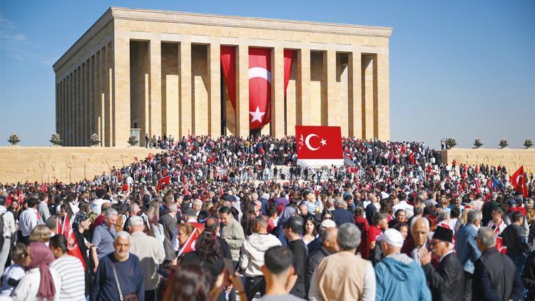 29 Ekim’de Anıtkabir’i 745 bin kişi ziyaret etti