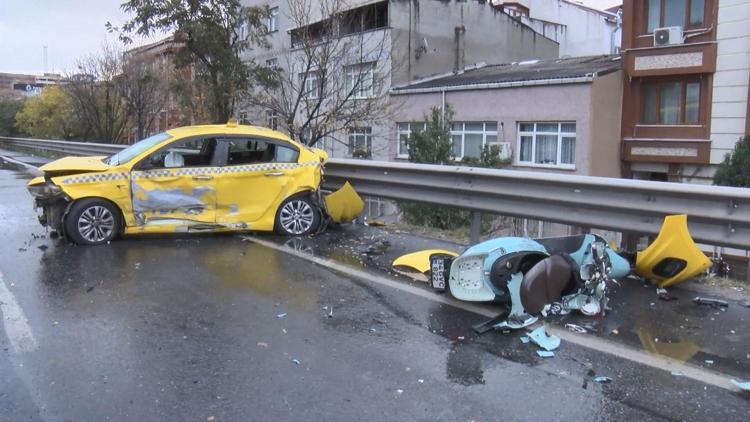 İstanbul - Bayrampaşada trafik kazası: 2 ağır yaralı