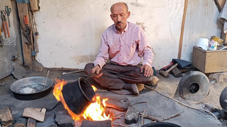 İlçenin tek kalaycısı: Bu işin son nesliyiz