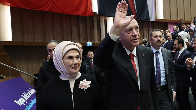 Emine Erdoğan: Dijital dünyada kadınlar öncü birer güç