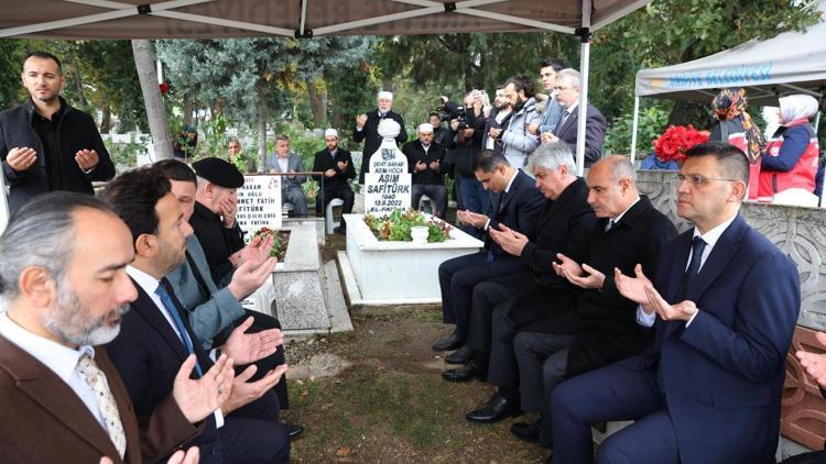 Kaymakam Safitürk, şehadetinin 8inci yıl dönümünde mezarı başında anıldı