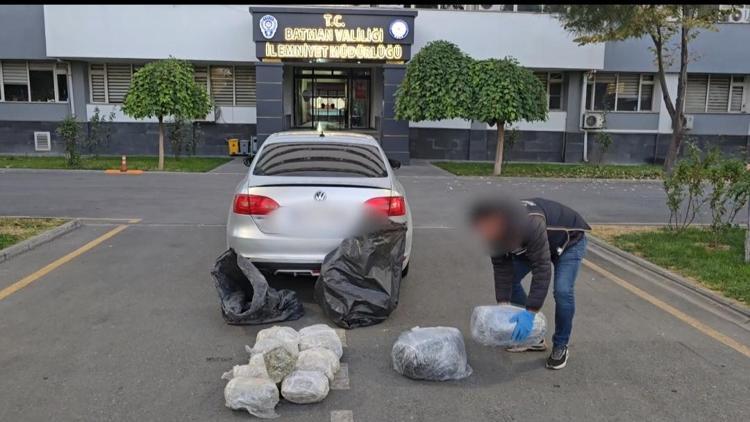 Batmanda 27 kilo 250 gram skunk ele geçirildi, 3 şüpheli tutuklandı