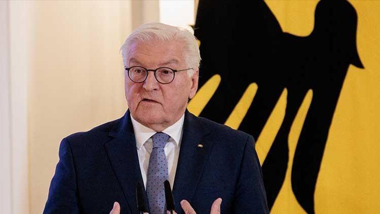 Steinmeier’den 23 Şubat’a onay