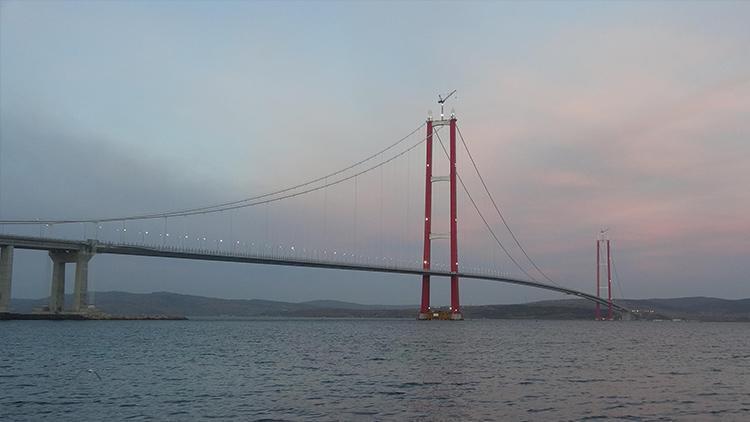 Çanakkale Boğazında gemi trafiği askıya alındı