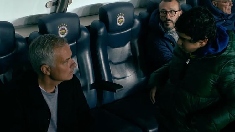 Mourinhodan 13 yaşındaki taraftara büyük jest