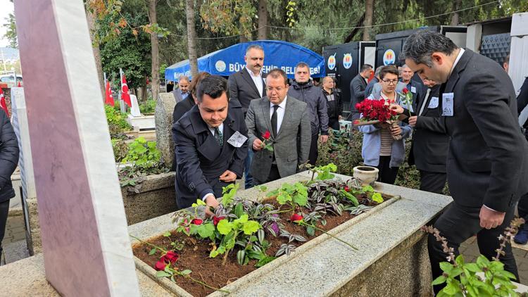 Şehit Kaymakam Saim Beye mezarı başında anma