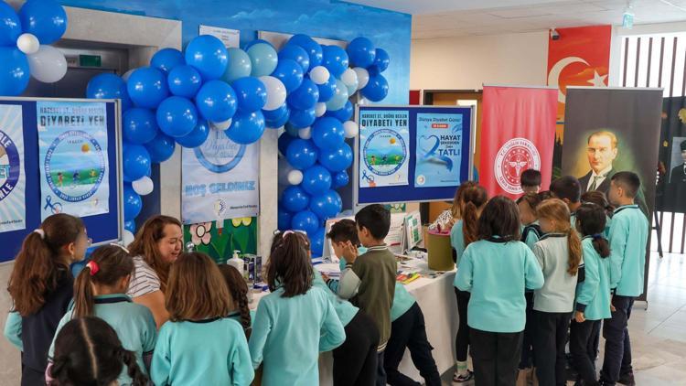 İzmirde öğrenciler için 14 Kasım Dünya Diyabet Günü etkinliği