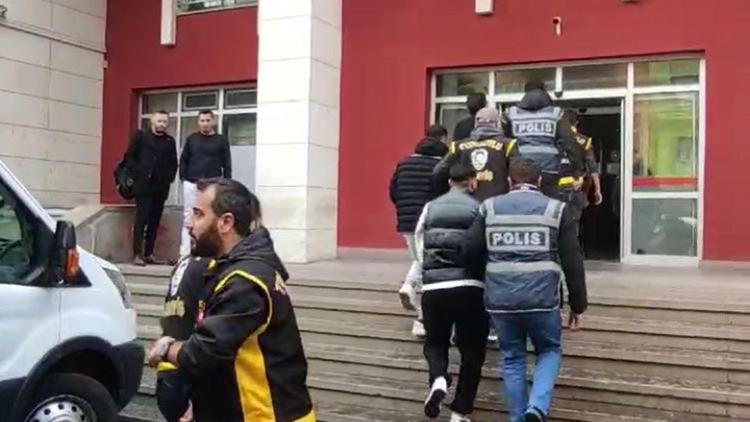 Havaya ateş açıp, o anları sosyal medyadan paylaşan 5 şüpheli tutuklandı