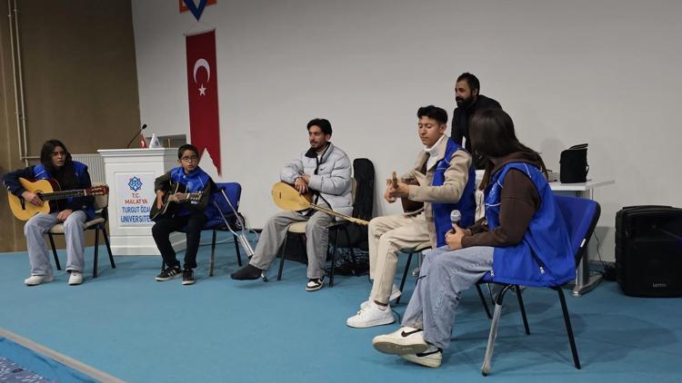 Kalede eğlenceli günler sağlıklı gülüşler etkinliği düzenlendi