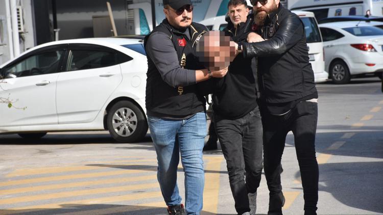 Seferihisarda 3 polis memurunun yaralandığı olayın şüphelileri adliyede