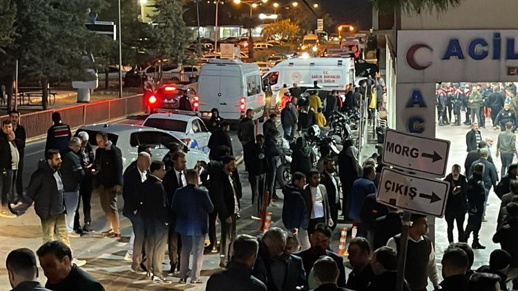 Bakan Kacırın konvoyunda kaza; MYPli İl Başkanı öldü, 2si polis 6 yaralı