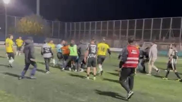 İzmirde hakeme saldıran amatör futbolcu tutuklandı