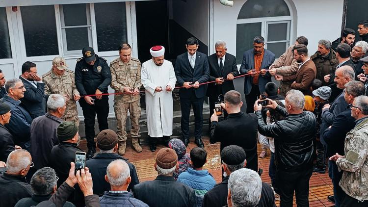 İslahiye’de Alaca Camisi dualarla ibadete açıldı