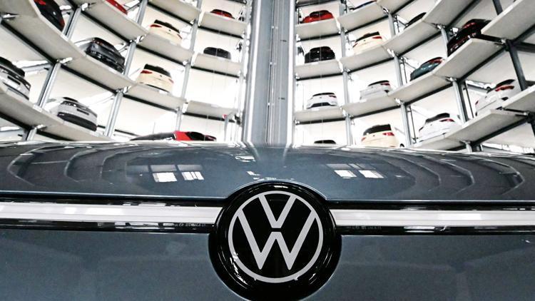 Almanya’nın Tuncelili yapay zekâ profesöründen uyarı: VW krizi sanayiyi uyandırmalı