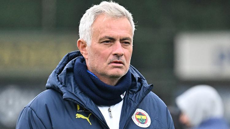 Fenerbahçe, Pragdan rövanşı almak istiyor Mourinhonun 11i netleşti