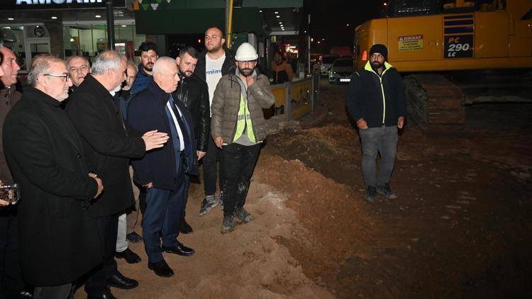 Bursa Büyükşehir Belediye Başkanı Bozbey, İnegölde altyapı çalışmalarını inceledi