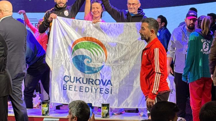 Çukurova Belediyesi, atletizmde madalyaları topladı