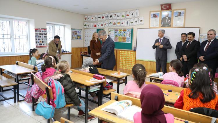 Vali Çelik’ten köy ziyaretleri