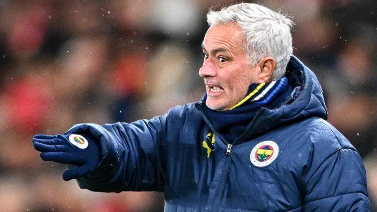 Mourinho temkinli konuştu: Galatasaray maçı sözleri