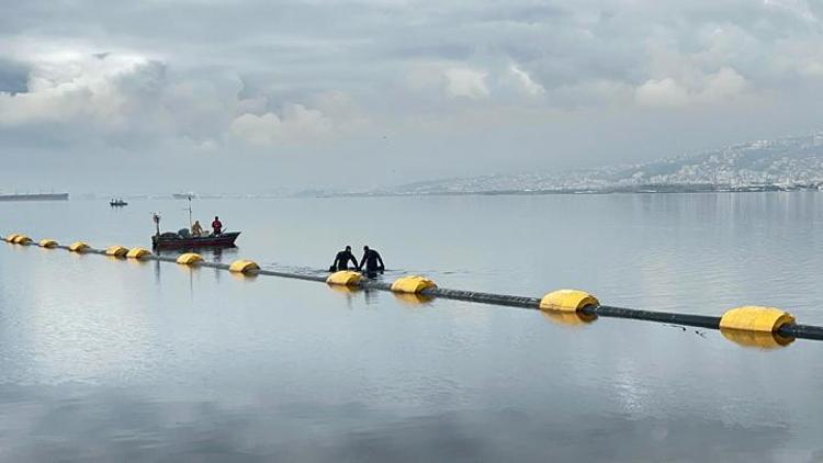 Kocaelide balıkçı teknesinin ağlarına elleri ve ayakları bağlı erkek cesedi takıldı