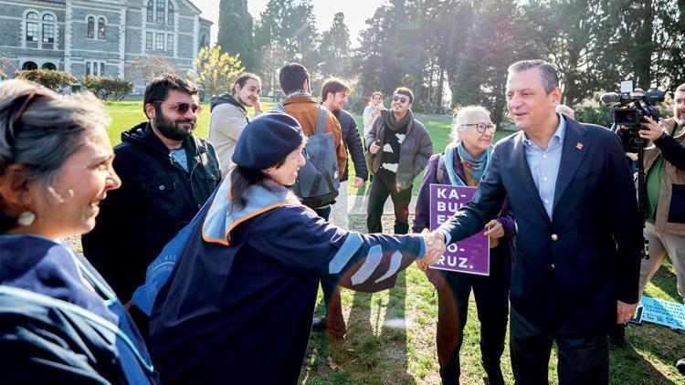 Özel Boğaziçi nöbetinde