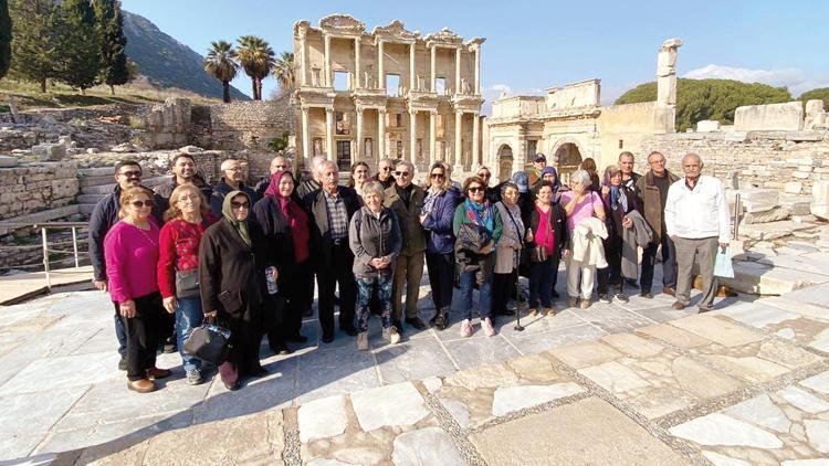 Emeklilere turist gibi ücretsiz tatil