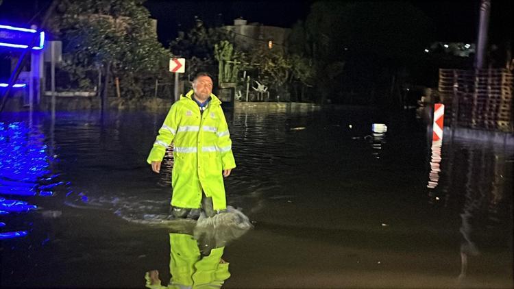 Bodrumda sel baskını; 11den fazla evi su bastı