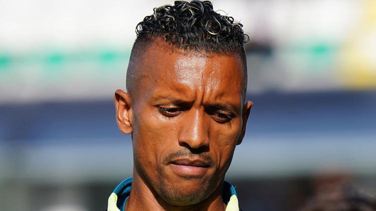 Luis Nani futbolu bıraktığını açıkladı