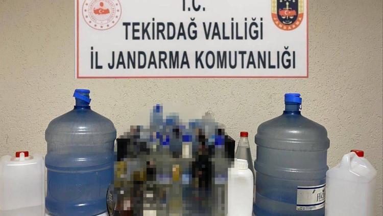 İş yerinde sahte içki ele geçirilen şüpheli gözaltında