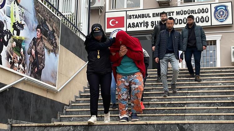 İstanbulda kuyumcudan hırsızlık yaptıkları gerekçesiyle yakalanan 2 zanlı tutuklandı