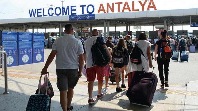 Antalyayı 10 yılda 112 milyon turist ziyaret etti