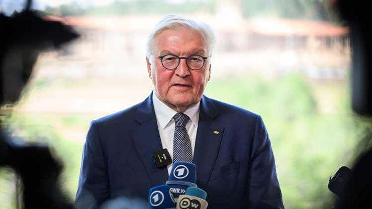 Steinmeier, meclisi feshetme karından önce meclis gruplarının temsilcileriyle görüşecek