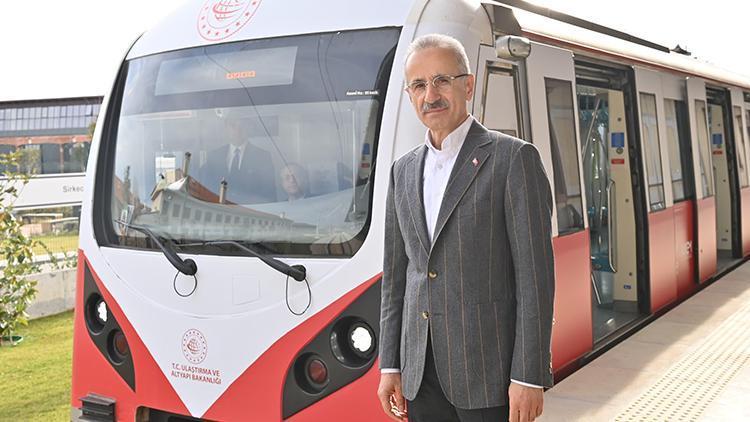 Bakan Uraloğlu: Milli tren setleri saatte 90 km hıza ulaşacak