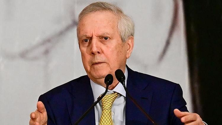Aziz Yıldırım camiaya seslendi: Fenerbahçe 8-9 puandan gelip şampiyon oldu