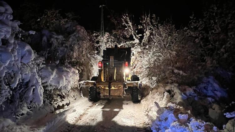 Elazığ’da 5 köy yolu ulaşıma kapandı