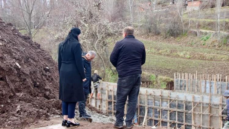 Hamamözü Kaymakamı Erdoğan, kamu yatırımlarını yerinde inceledi