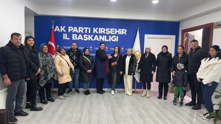 Kırşehirde, CHPden istifa eden 12 kişi AK Partiye geçti